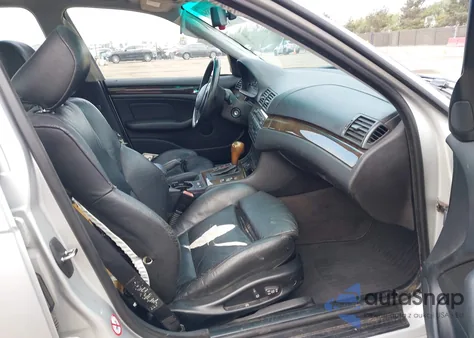 2001 BMW 325I z USA, uszkodzony, nr VIN WBAAV33411FU79384